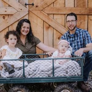 Meet your Posher, Leslie